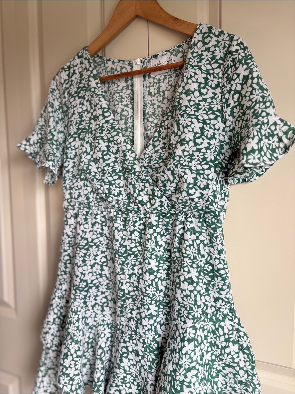 Princess Polly Green Nimmo Floral Ruffle V Neck Mini Faux Wrap Dress size 4 - Picture 9 of 12